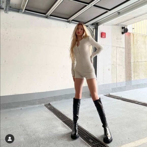 Zara Ribbed Knit Long Sleeve Jumpsuit Romper Cream Blogger Fav Sz Small - Picture 4 of 12